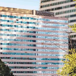Pullman Paris La Defense Курбевуа